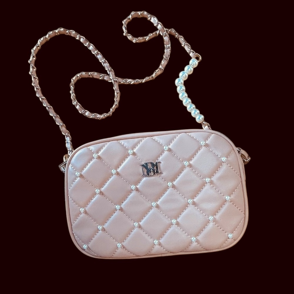 New Badgley Mischka crossbody with pearls - Picture 3 of 12
